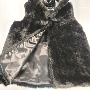 F&F Kids With Love Black Fur Hooded Vest Sz 5-6  Snap Closure NWT